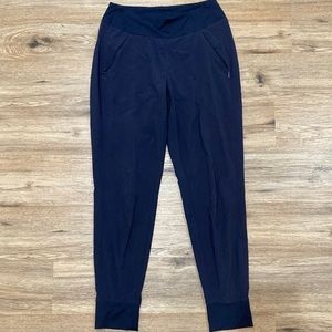 NEW Athleta Women's Pants & Jumpsuits Athleta Salutation Jogger size 4